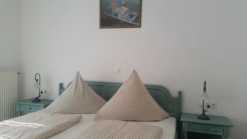 Hotel-Pension Haus Hubertus Weigendorf Номер фото