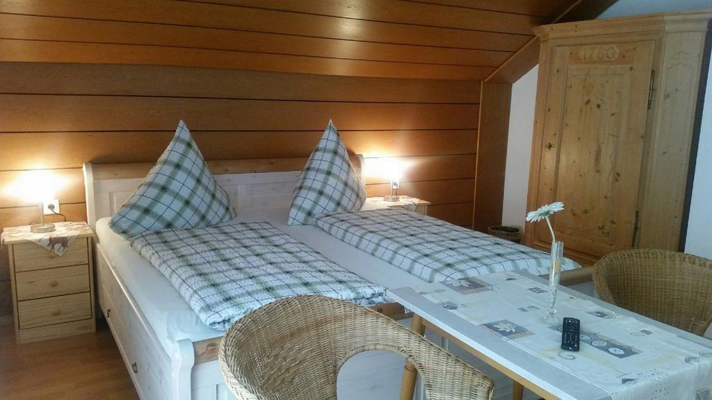 Hotel-Pension Haus Hubertus Weigendorf Номер фото